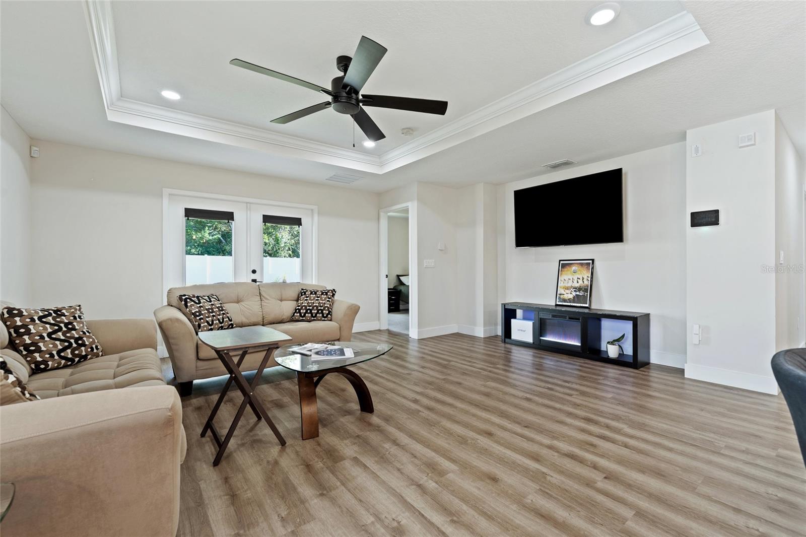 ORANGE CITY ESTATES UNIT 03 - Residential