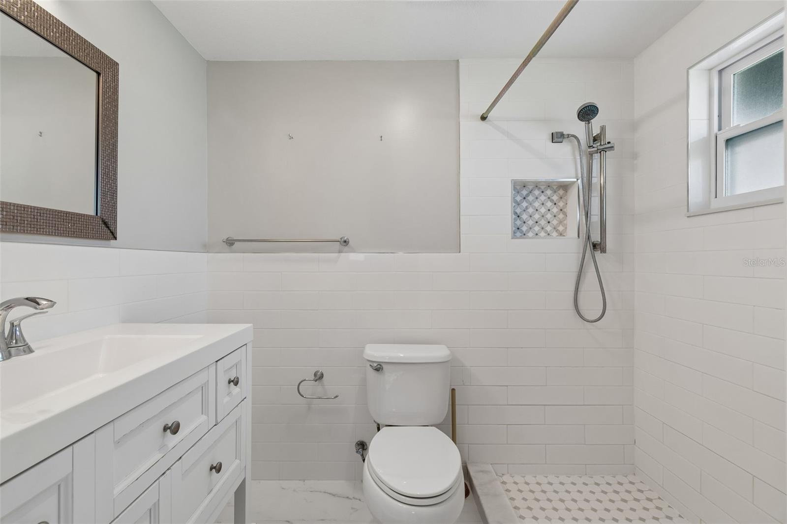 FLOR A MAR - Residential