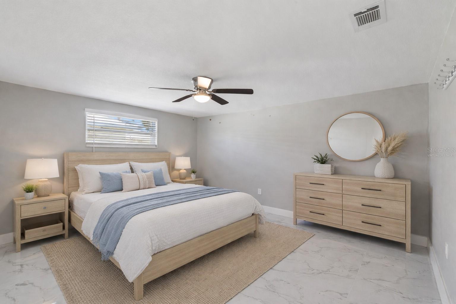 FLOR A MAR - Residential