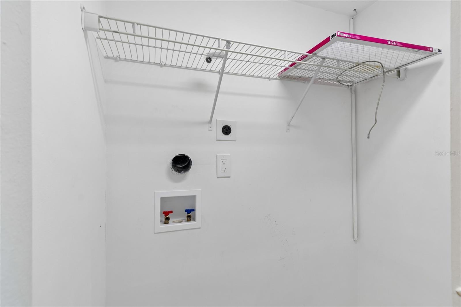 FLOR A MAR - Residential