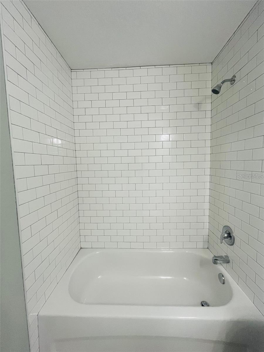 COLLEGE HILL SUB - Residential