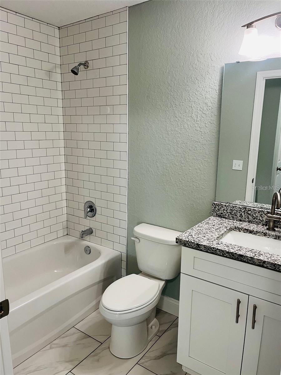 COLLEGE HILL SUB - Residential