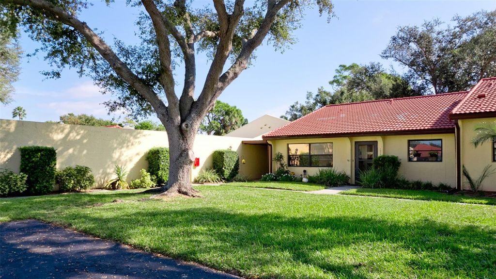 Photo of 1217 56th Street W, Bradenton, FL 34209 (MLS # A4669530)