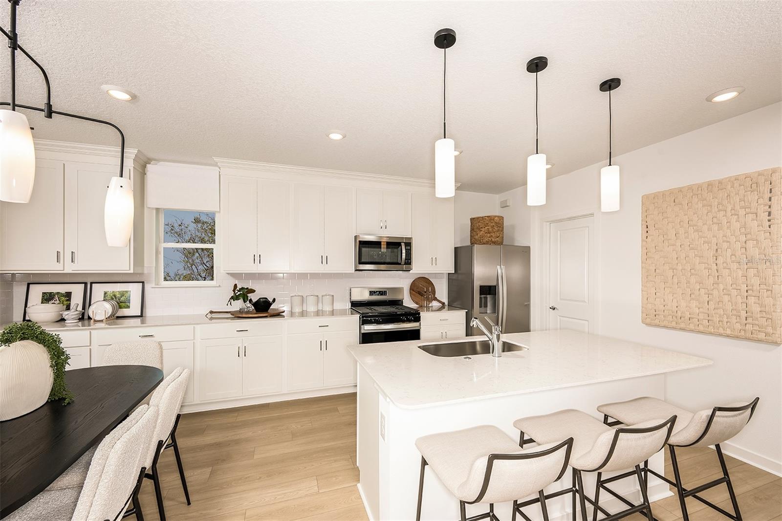 RIVERSONG PH I - Residential