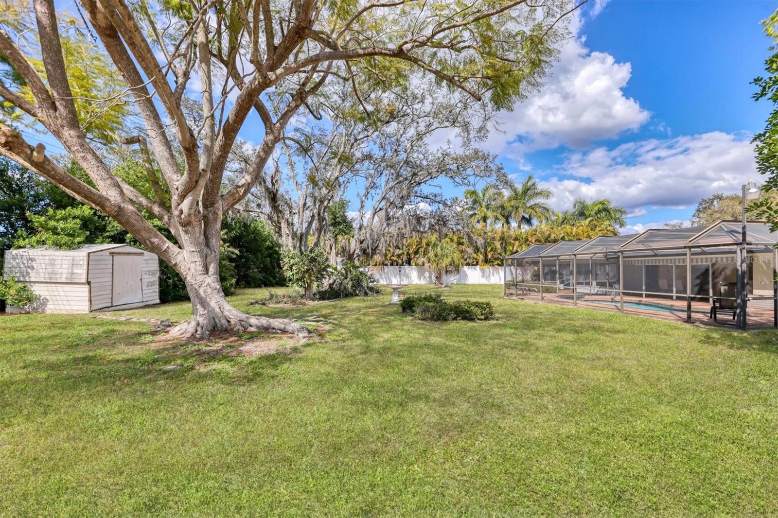 WHITFIELD ESTATES BLKS 55-63 - Residential