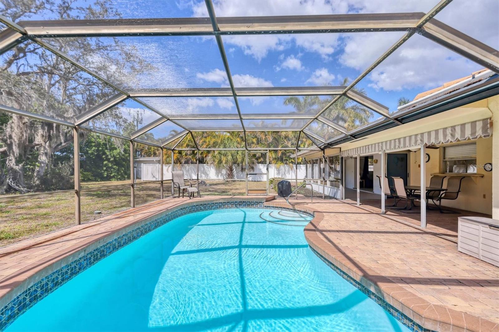 WHITFIELD ESTATES BLKS 55-63 - Residential