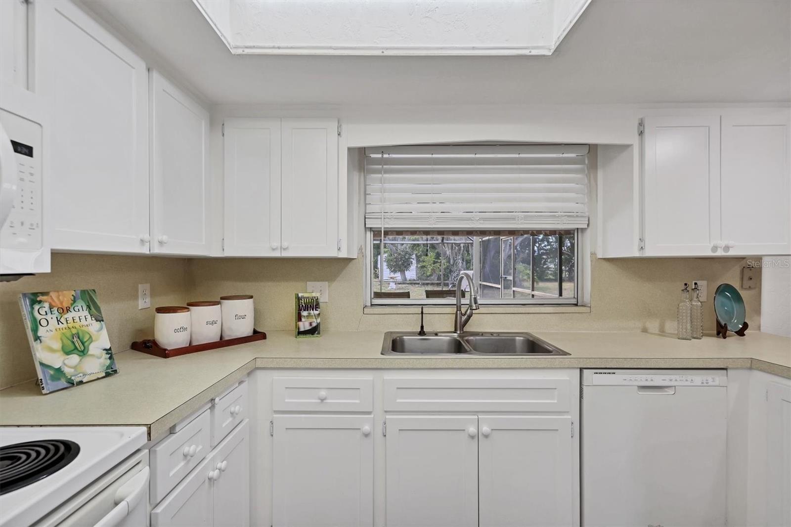 WHITFIELD ESTATES BLKS 55-63 - Residential