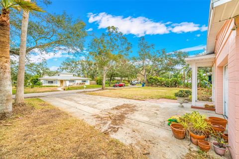 A home in TAMPA