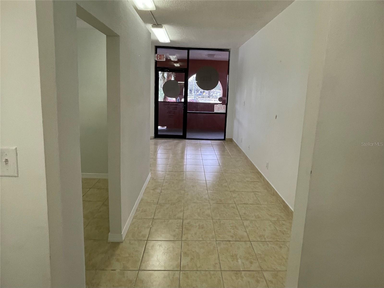 ALLIANCE CONDO - Commercial Lease