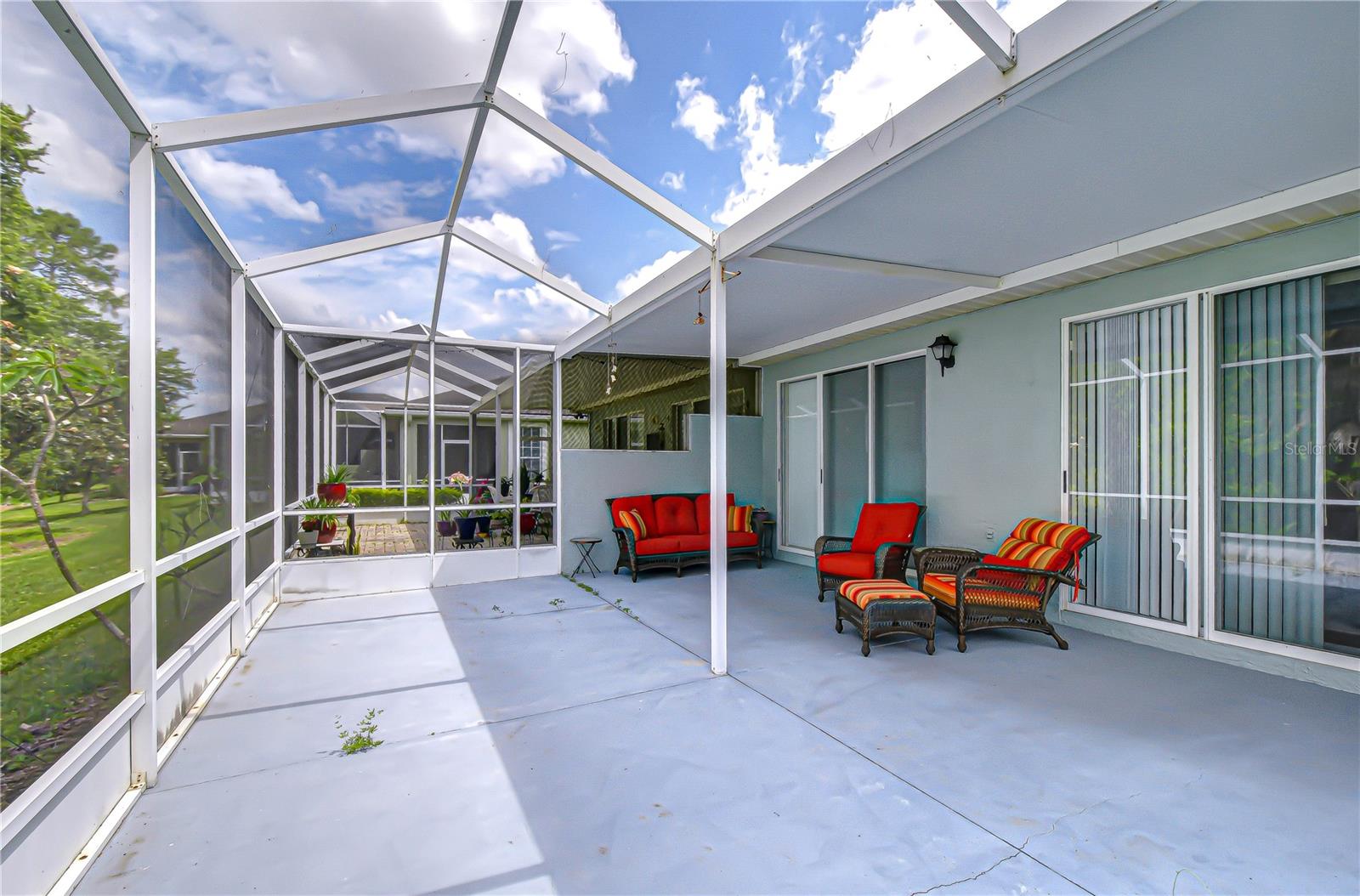 WESTCHASE SEC 414 - Residential