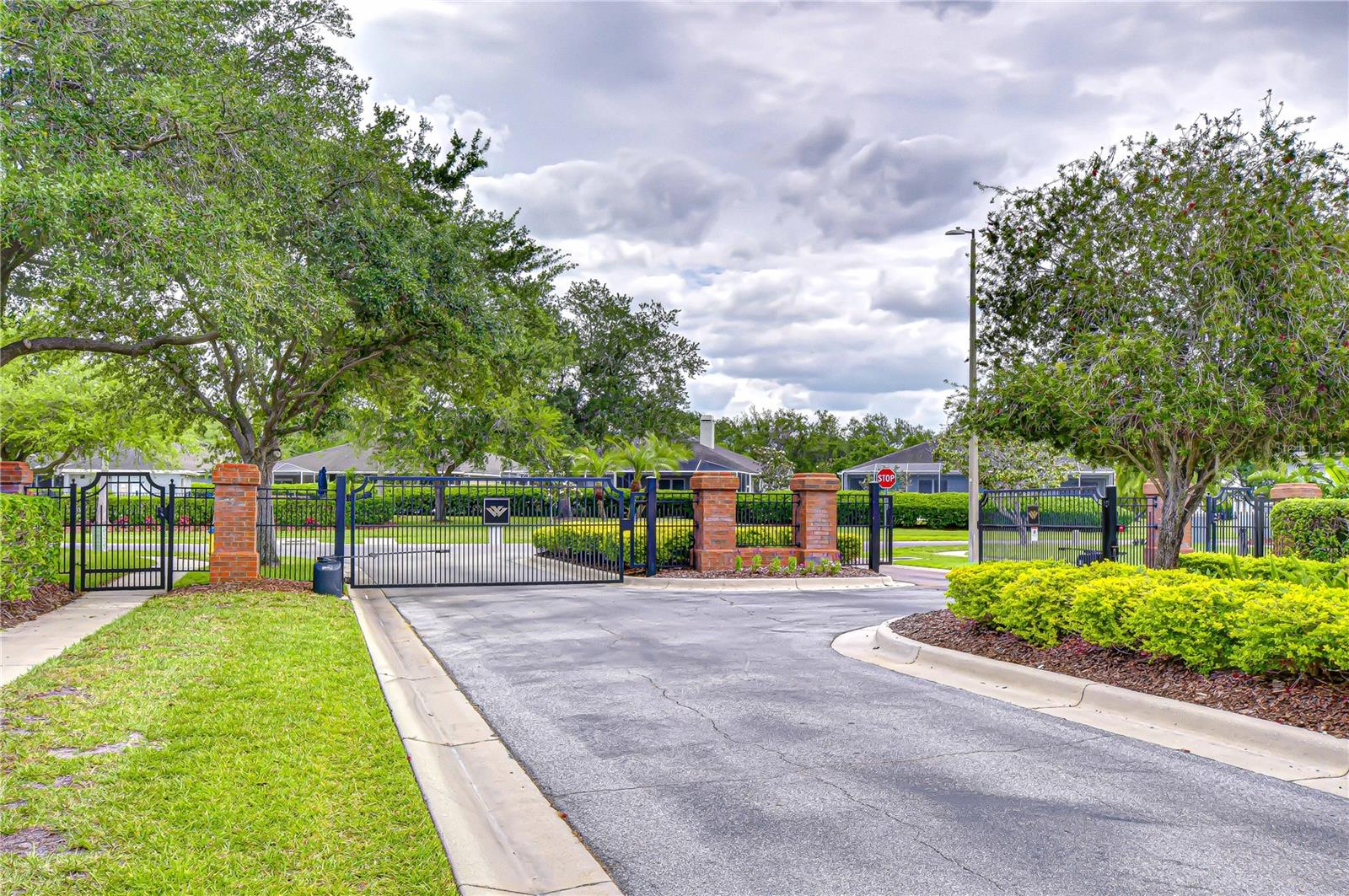 WESTCHASE SEC 414 - Residential