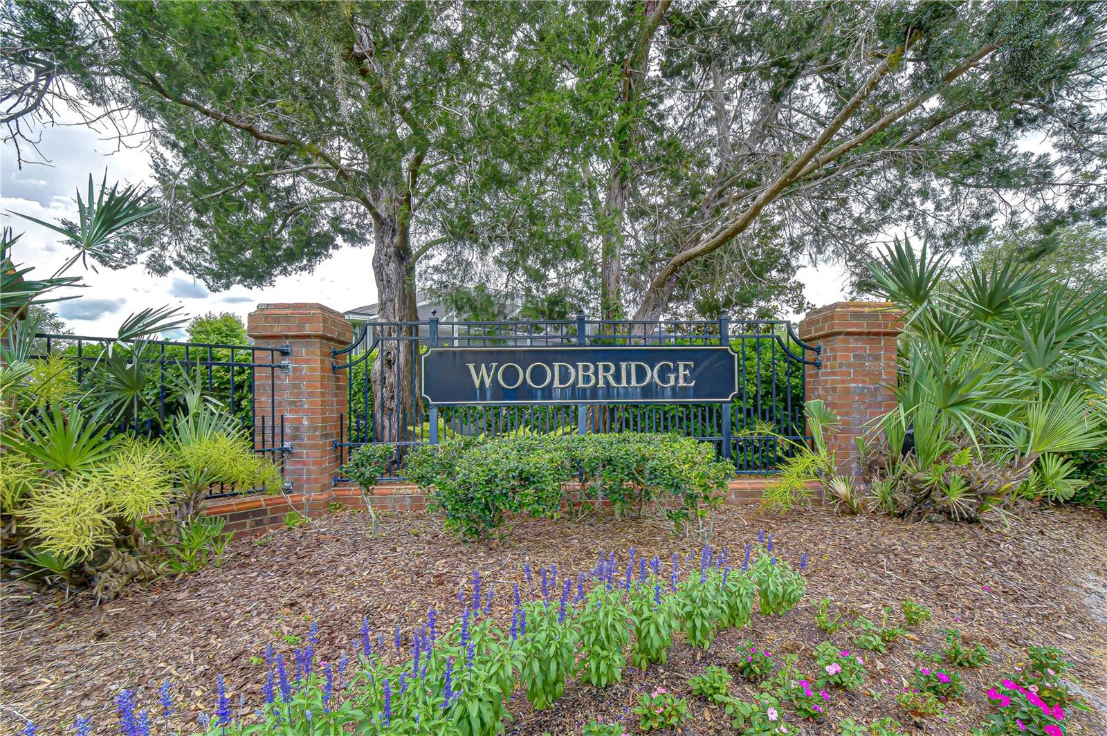 9815 GINGERWOOD DRIVE