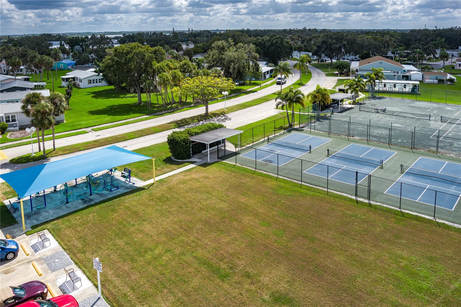 RIDGEWOOD OAKS PH II & III - Residential