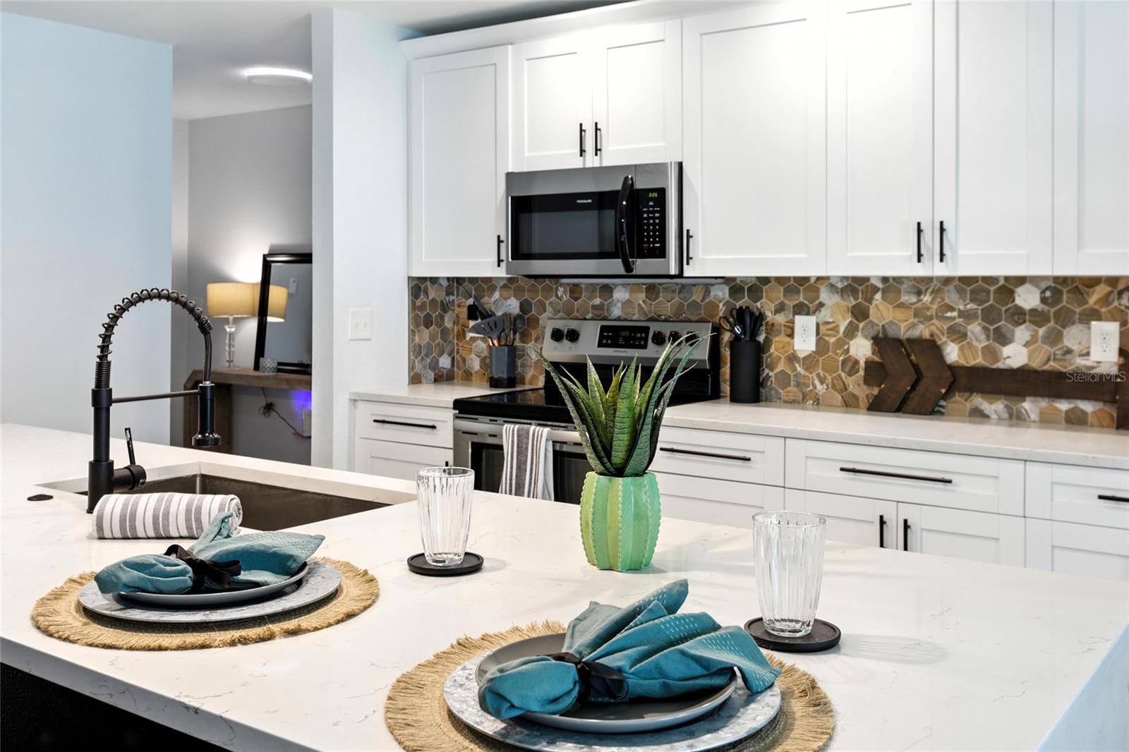AUTUMN RUN-UNIT 3 - Residential