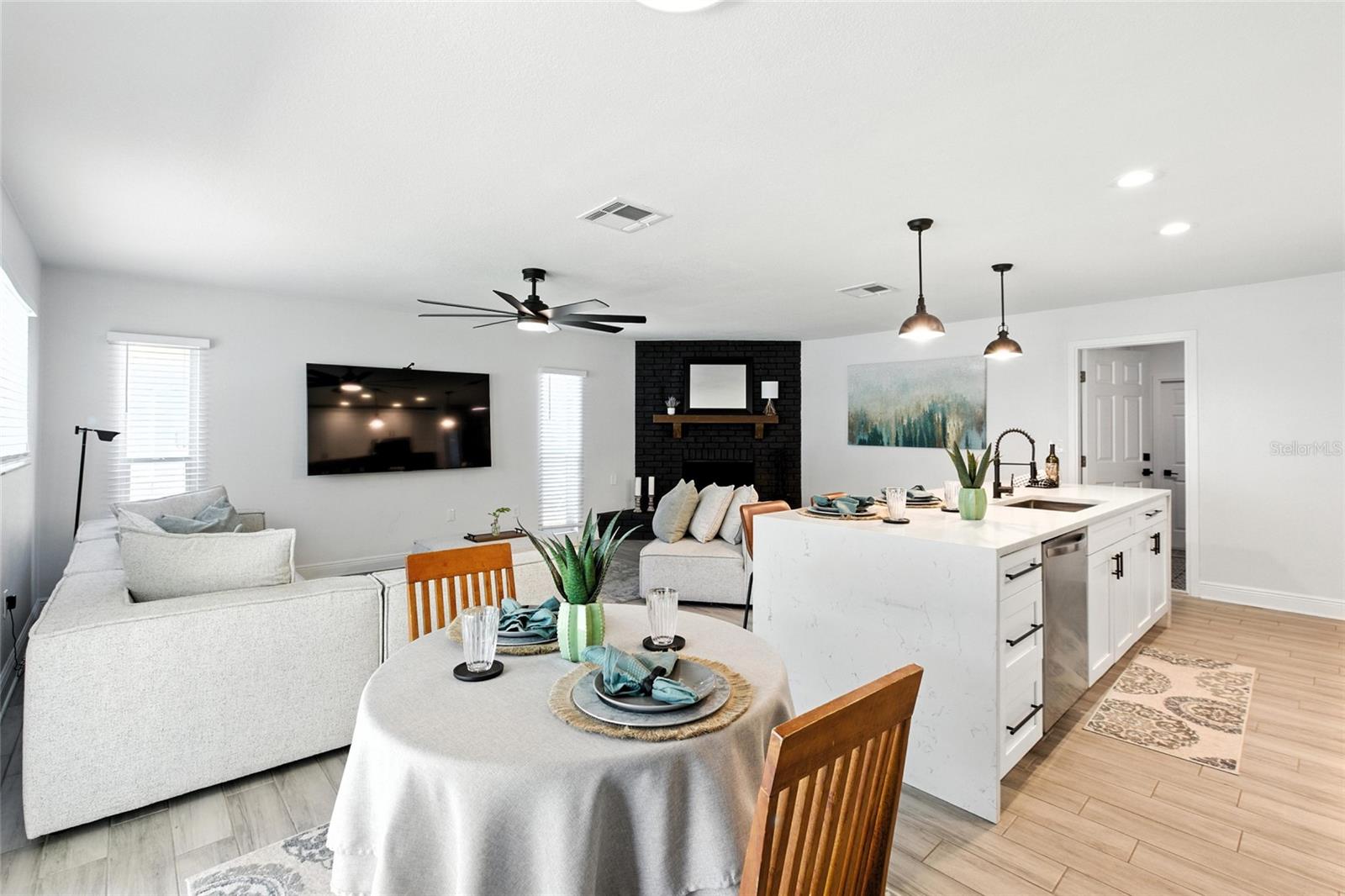 AUTUMN RUN-UNIT 3 - Residential