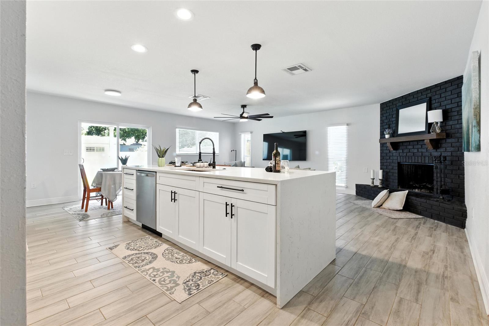 AUTUMN RUN-UNIT 3 - Residential