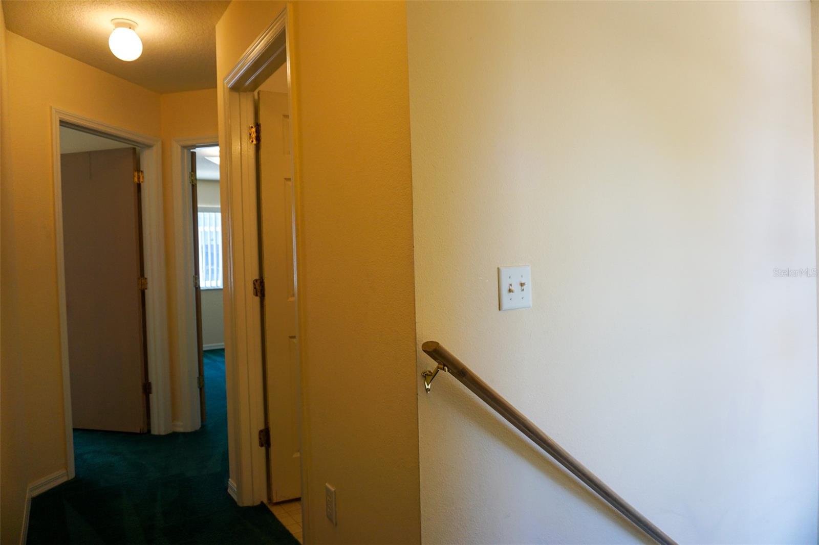 ISLAND CLUB WEST PH 01 - Residential Lease