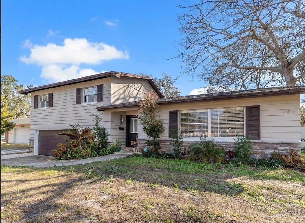 Photo of 5516 Sedgefield Street, Orlando, FL 32808 (MLS # S5147387)