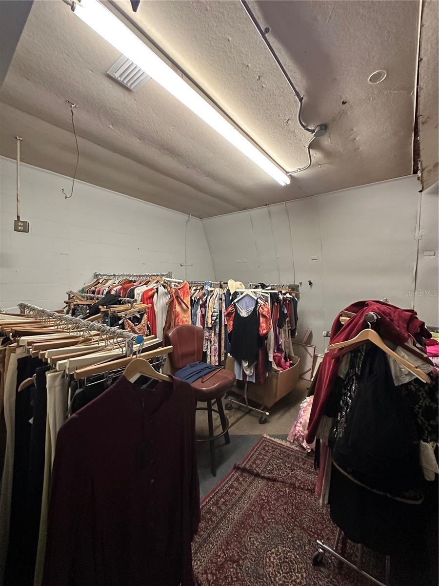 SMITH ELLA & AUBREY - Commercial Lease