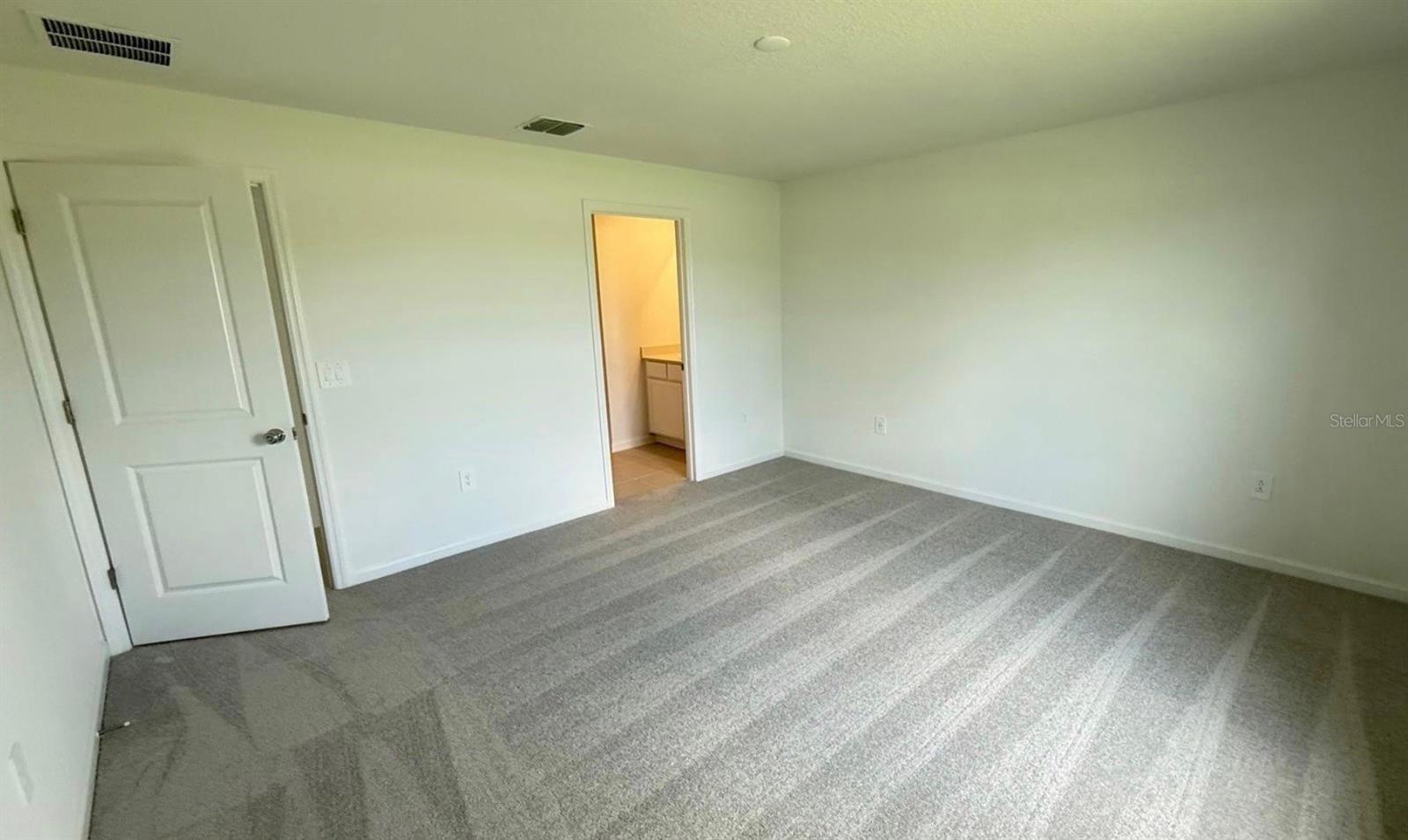 HUNT CLUB/LK WALES PH 1 - Residential Lease