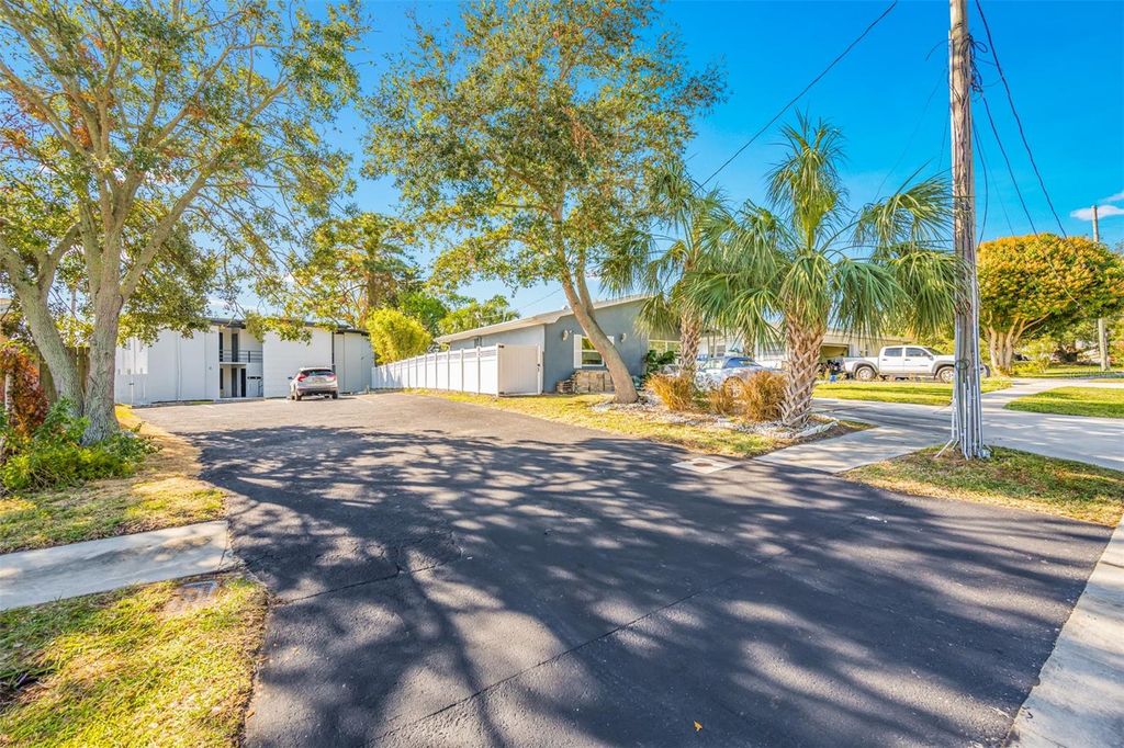 Photo of 1259 Franklin Street, Clearwater, FL 33756 (MLS # TB8451312)
