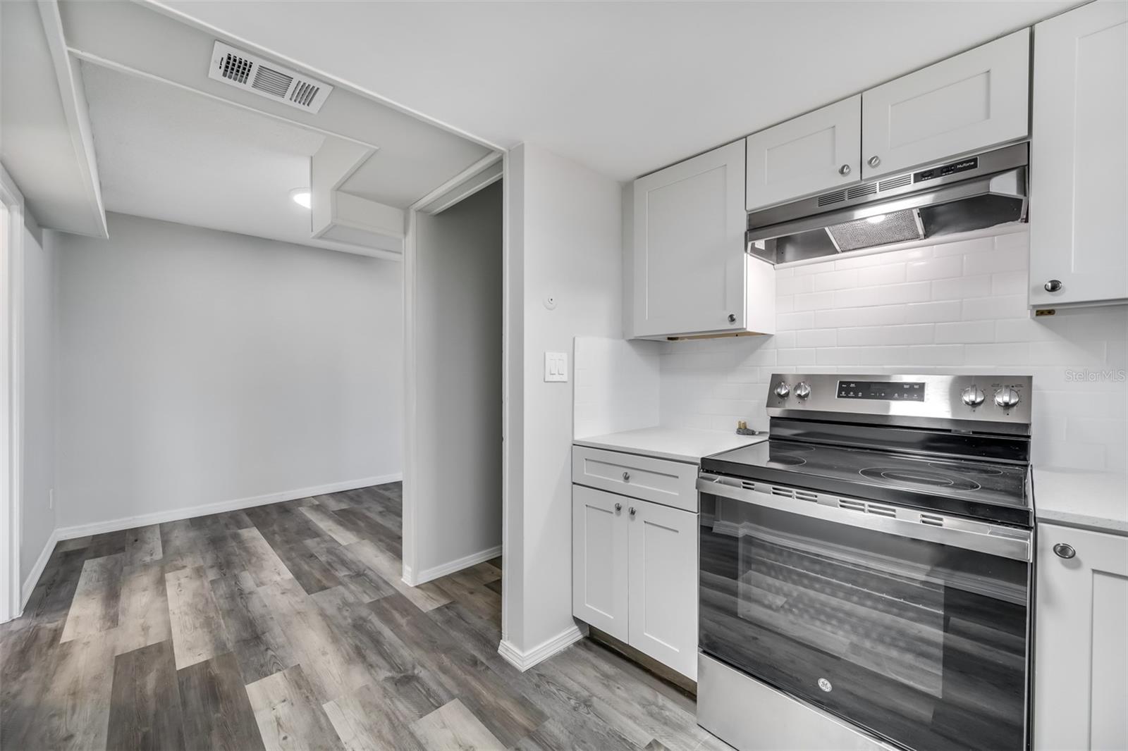 HIBISCUS GARDENS - Residential Income