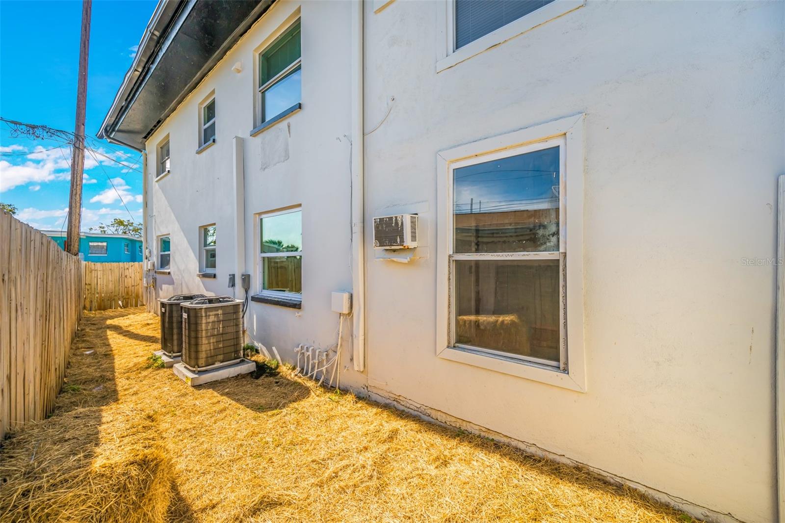 HIBISCUS GARDENS - Residential Income