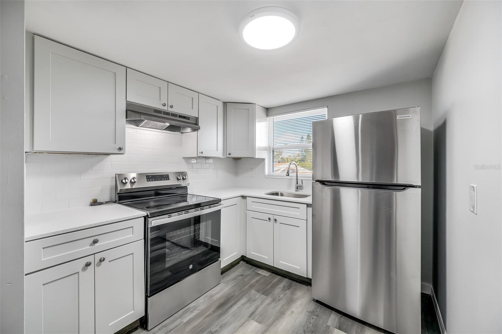 HIBISCUS GARDENS - Residential Income