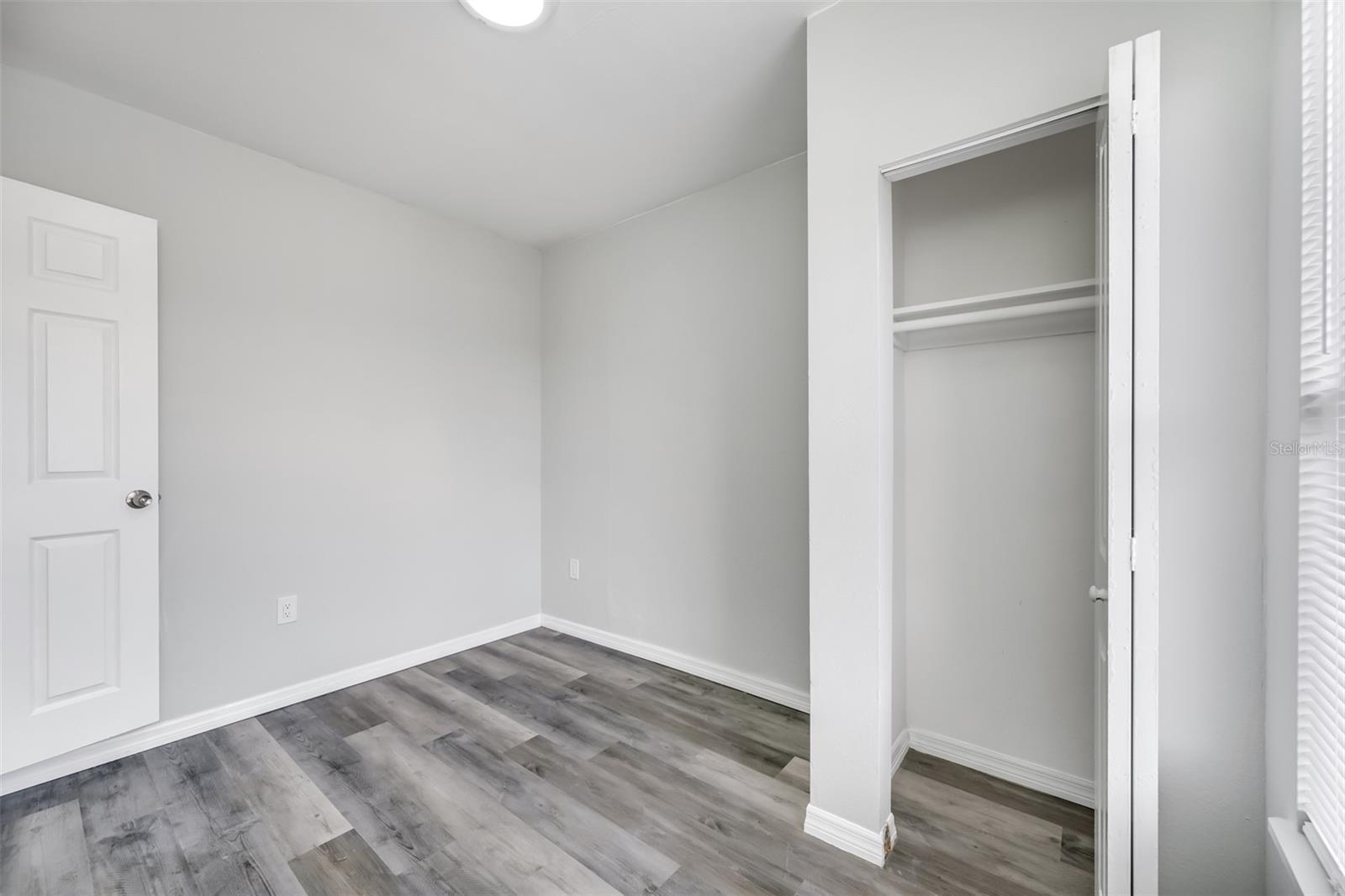 HIBISCUS GARDENS - Residential Income