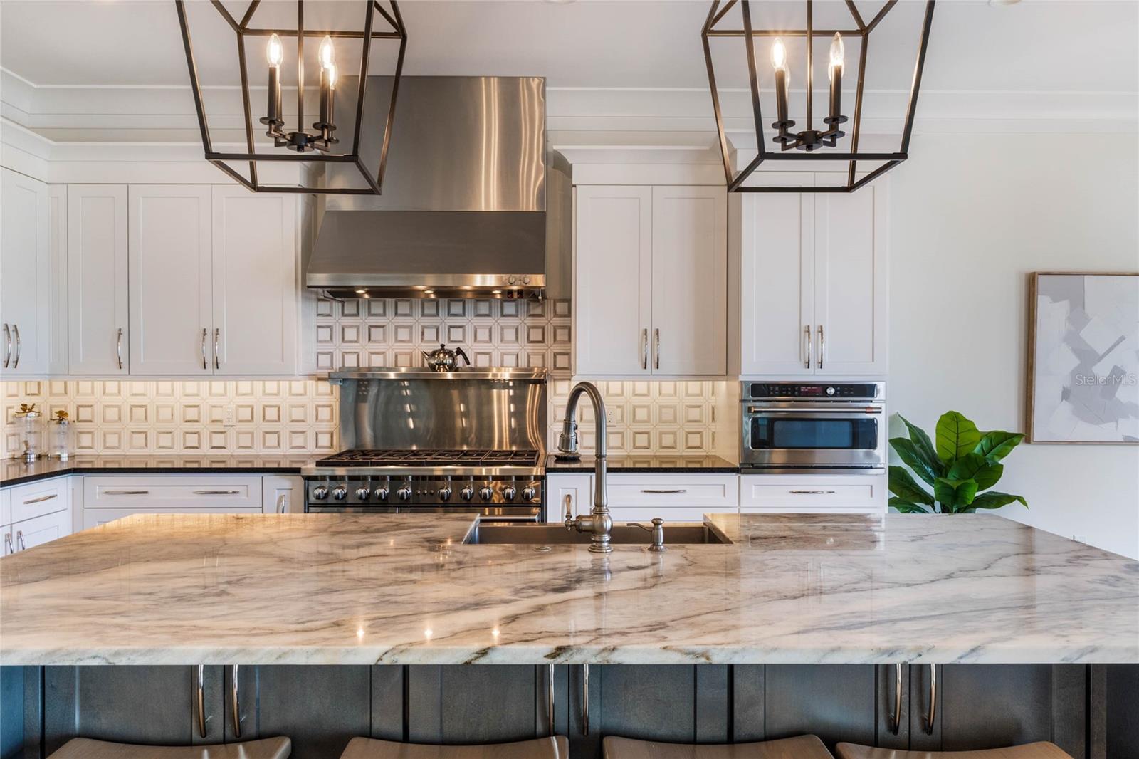 BALDWIN PARK - Residential