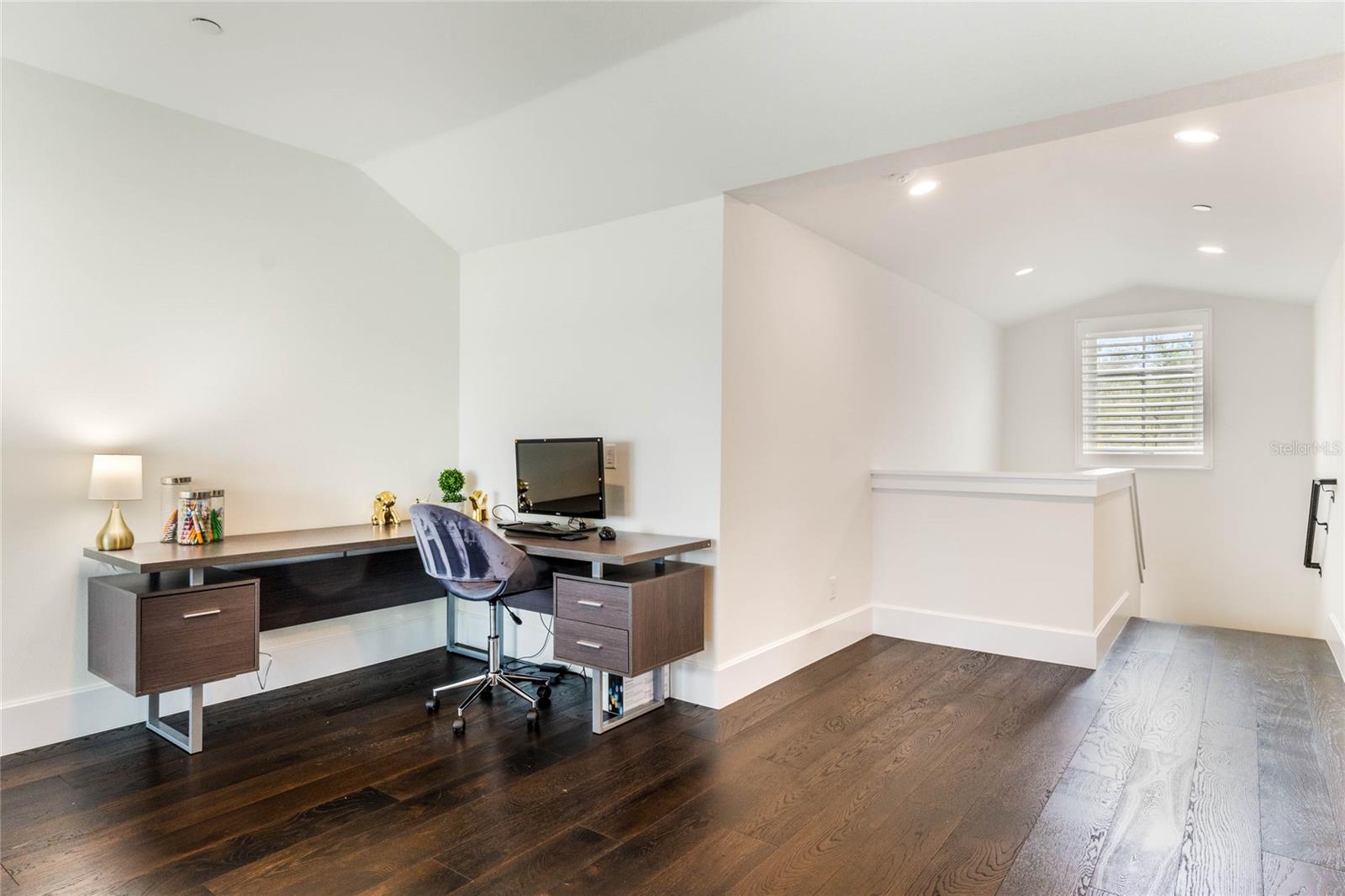 BALDWIN PARK - Residential