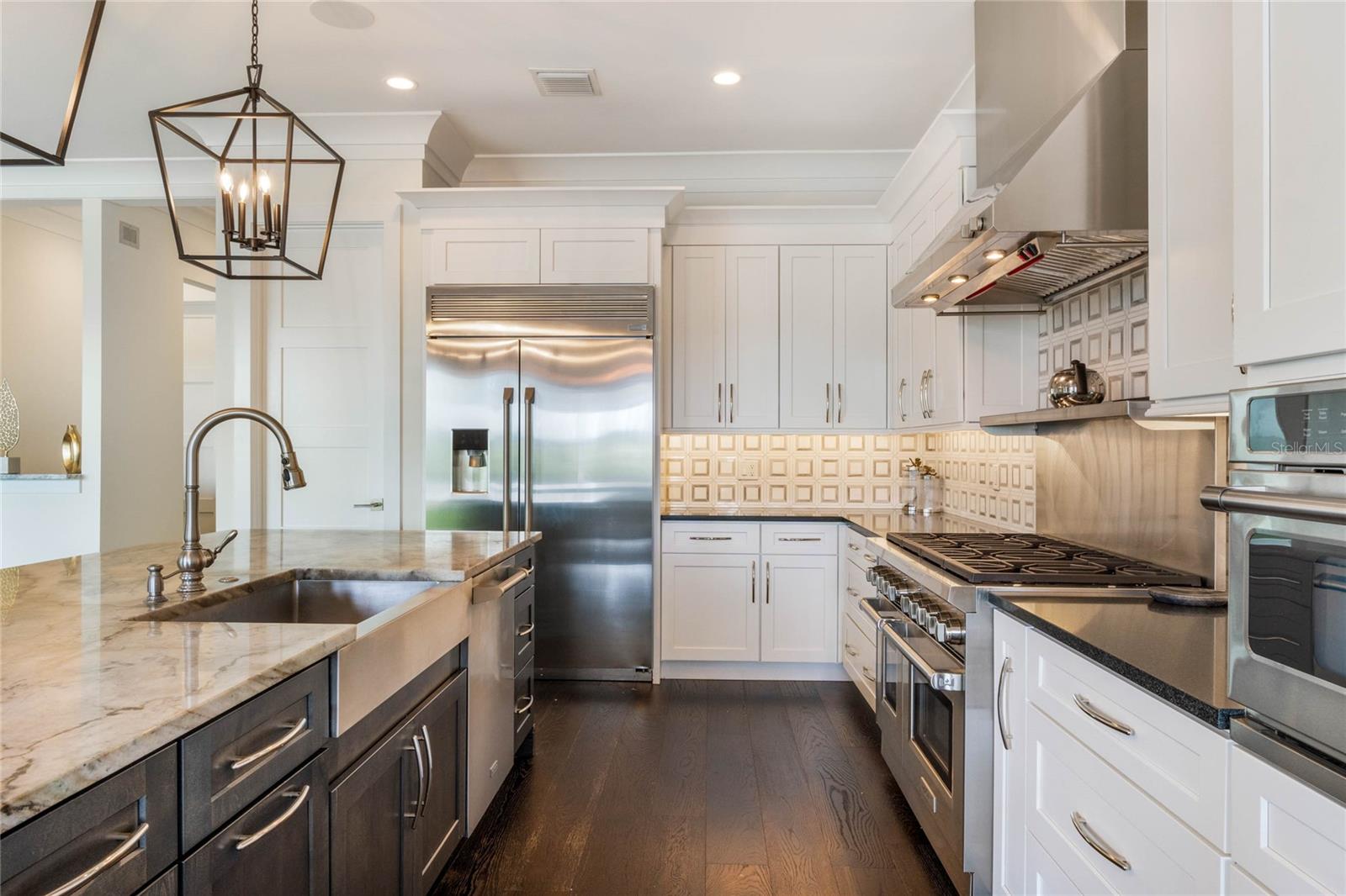 BALDWIN PARK - Residential