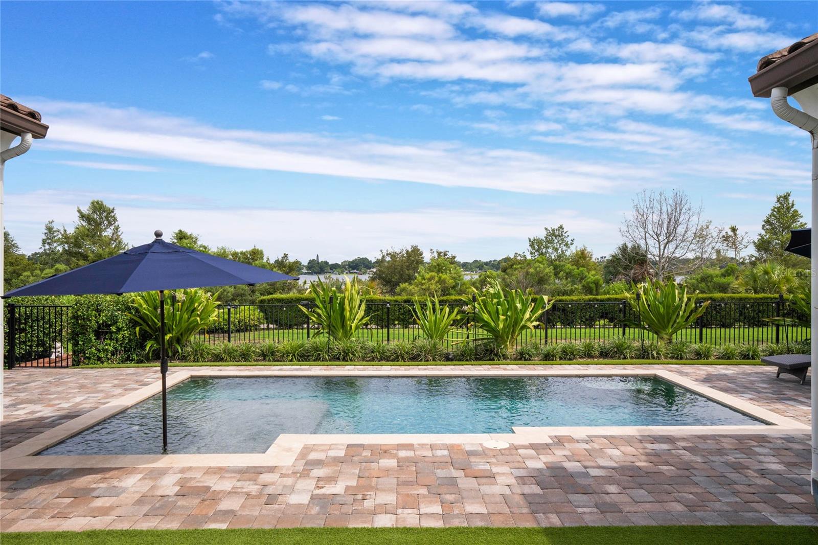 BALDWIN PARK - Residential