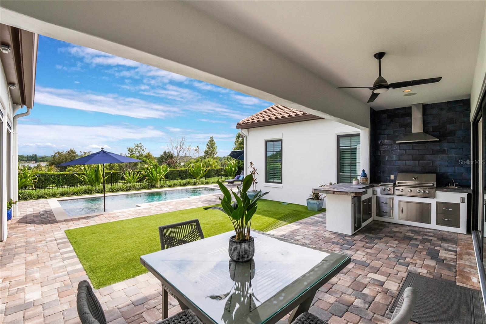 BALDWIN PARK - Residential