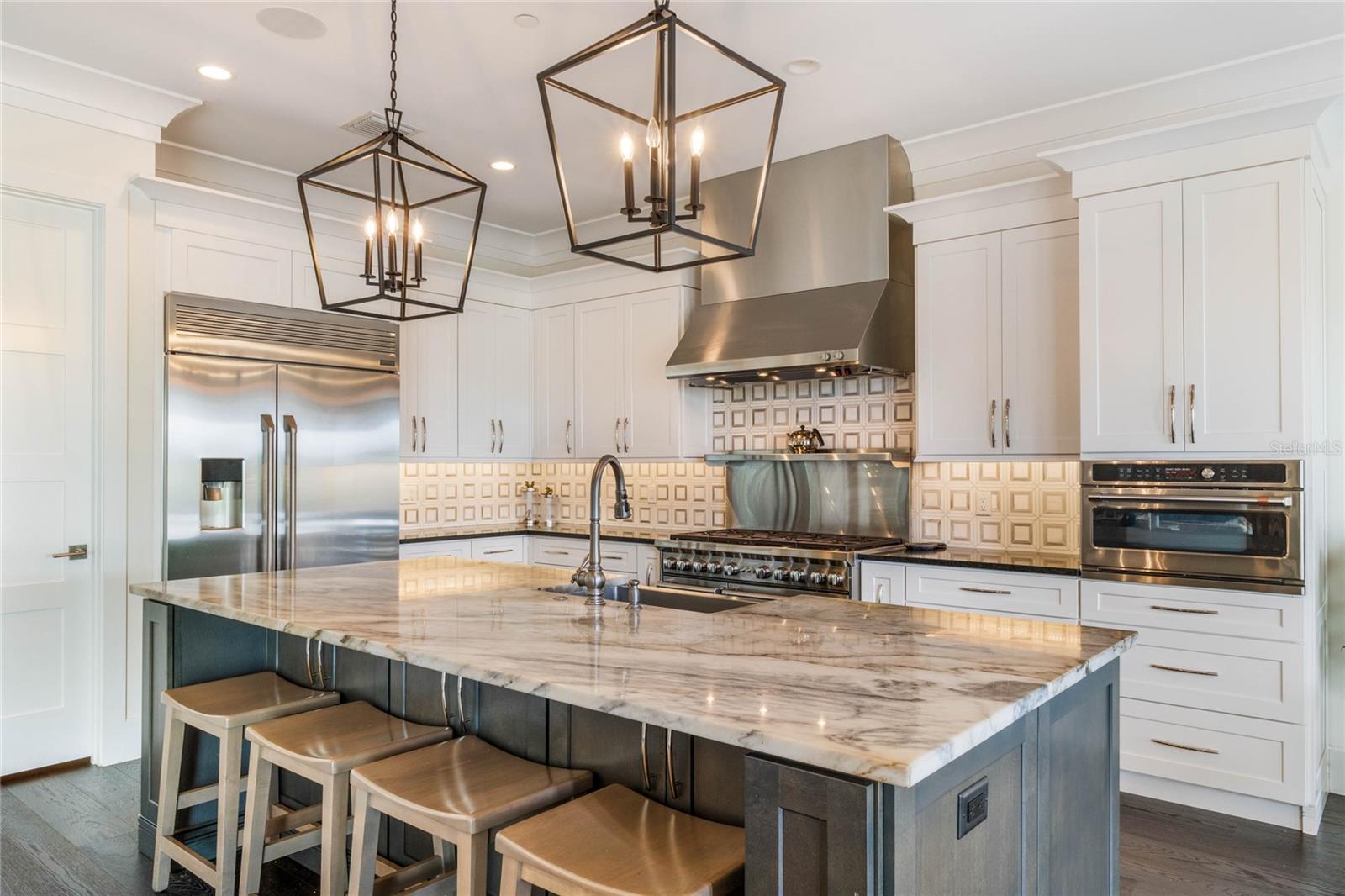 BALDWIN PARK - Residential