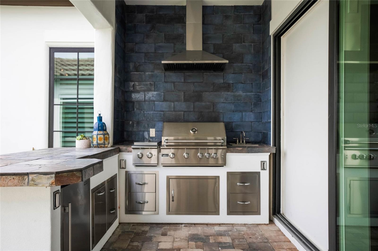 BALDWIN PARK - Residential