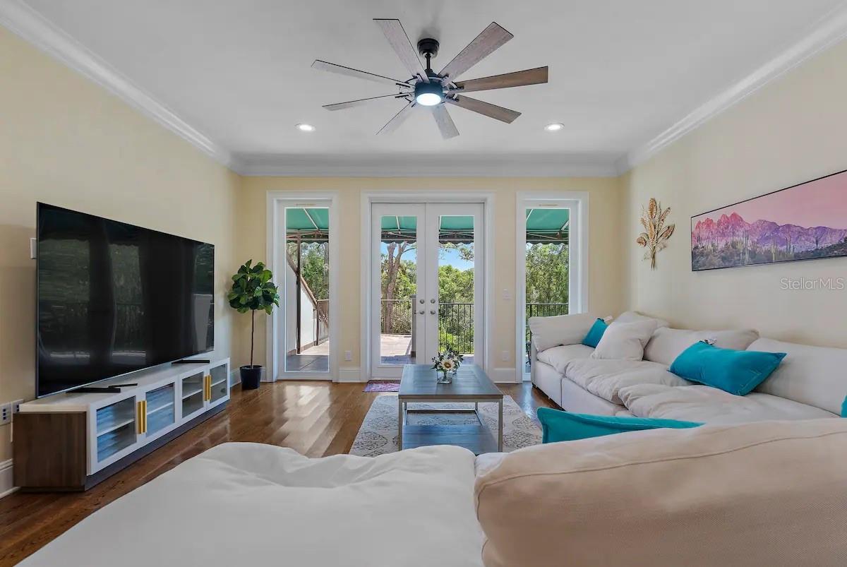 UNPLATTED - Residential