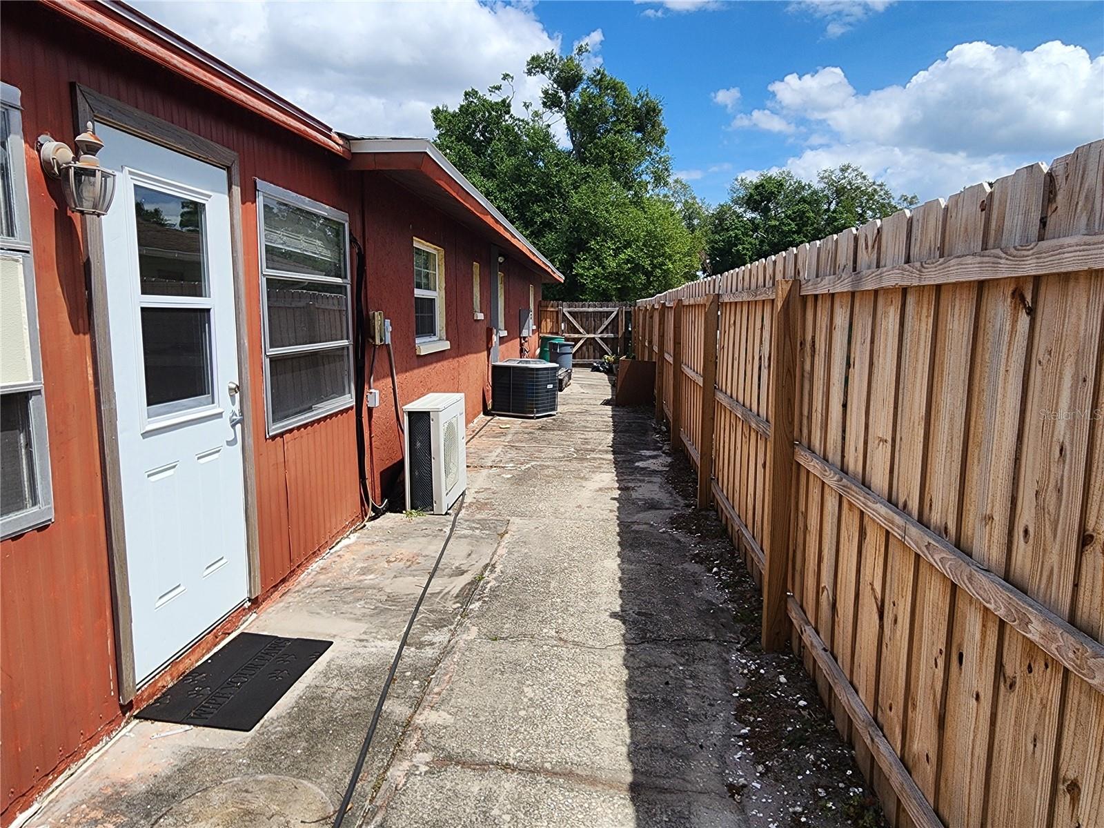 AVION OF - Residential