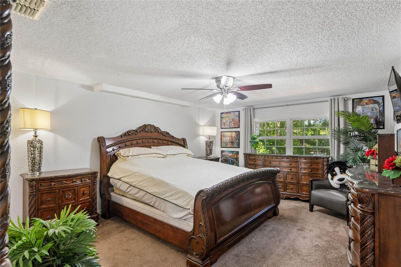 ROYAL OAKS ESTATE - Residential