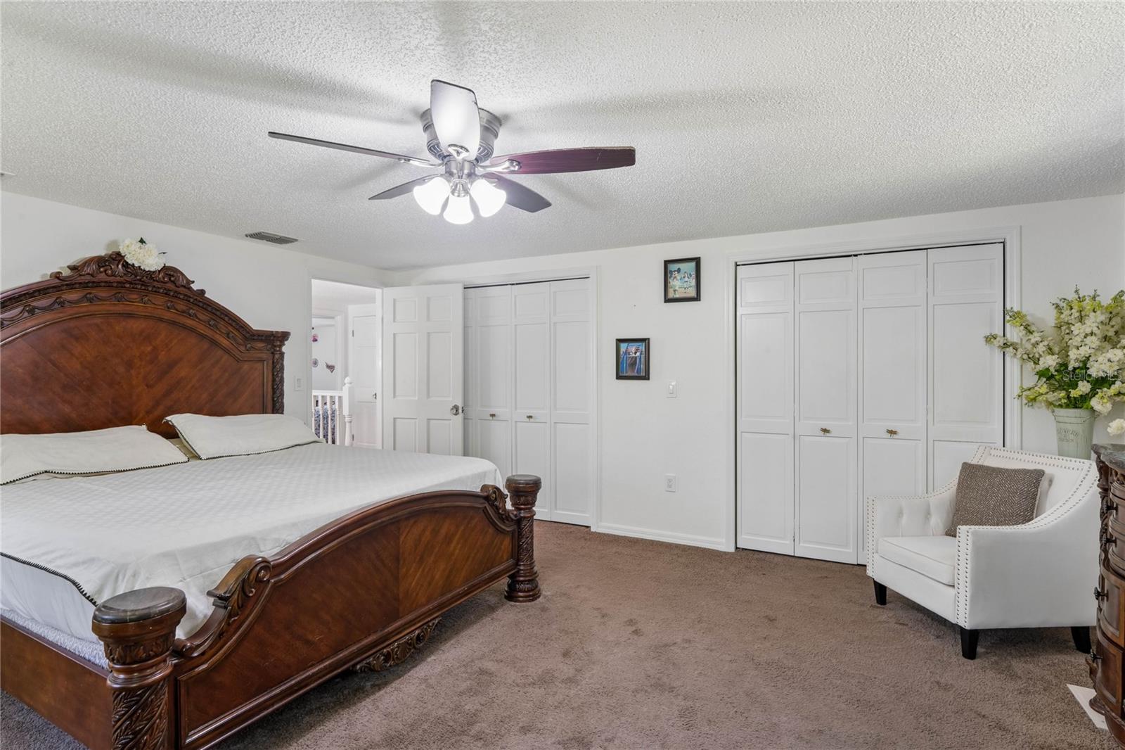 ROYAL OAKS ESTATE - Residential