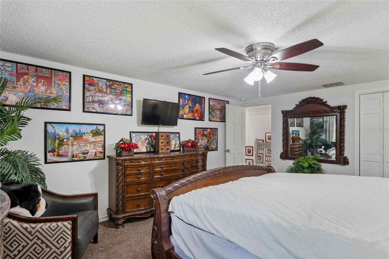 ROYAL OAKS ESTATE - Residential