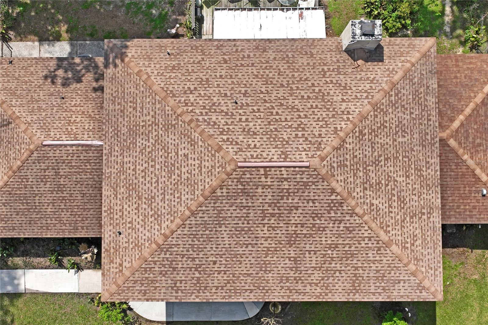 ROYAL OAKS ESTATE - Residential