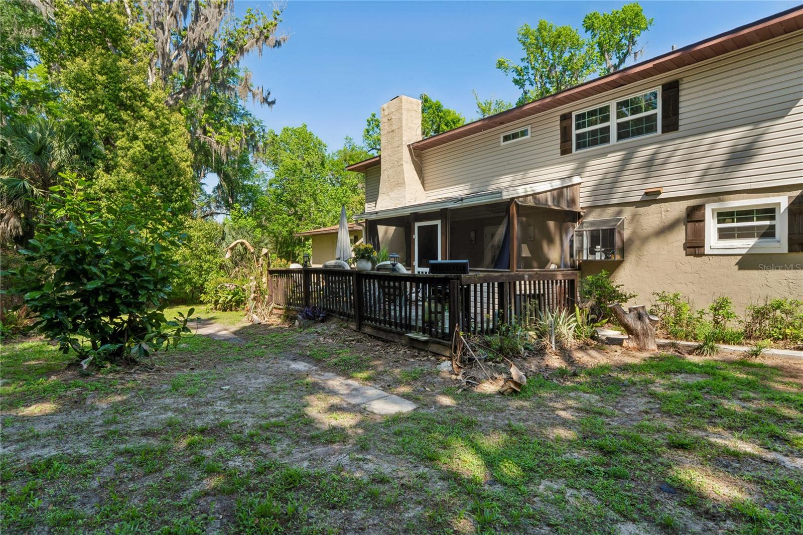 ROYAL OAKS ESTATE - Residential