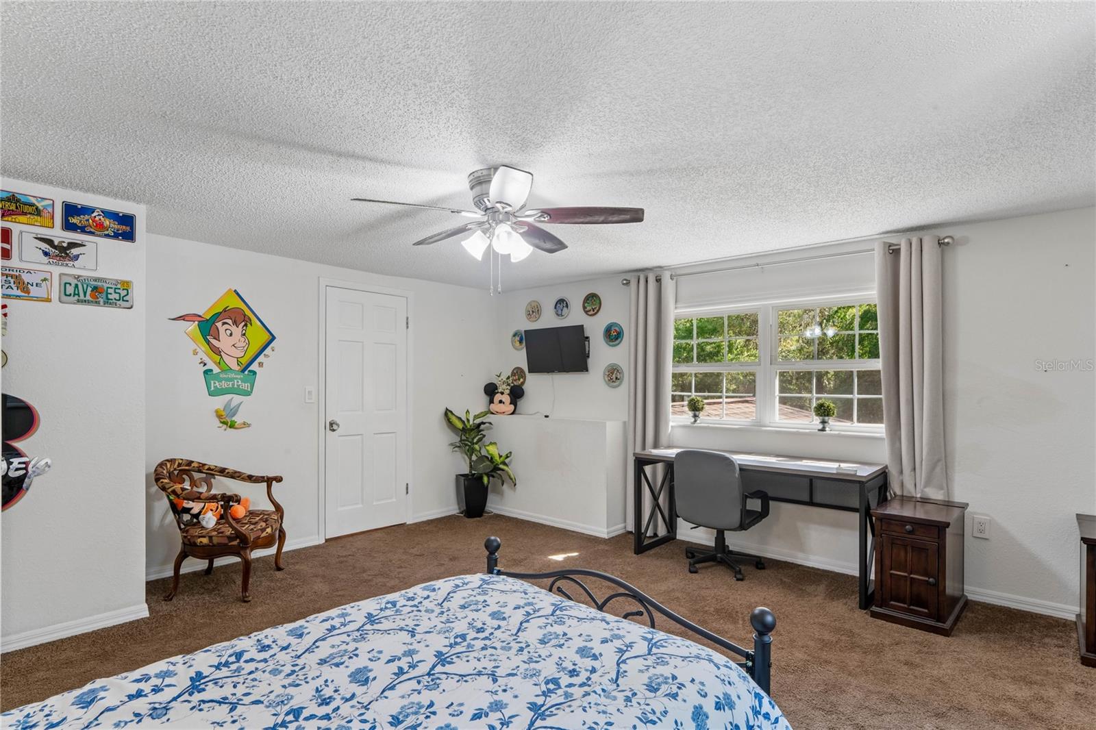 ROYAL OAKS ESTATE - Residential