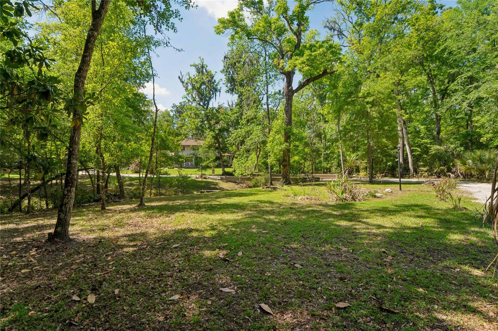 ROYAL OAKS ESTATE - Residential