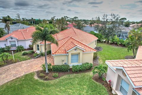 A home in PUNTA GORDA