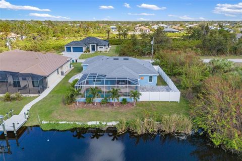 A home in PORT CHARLOTTE