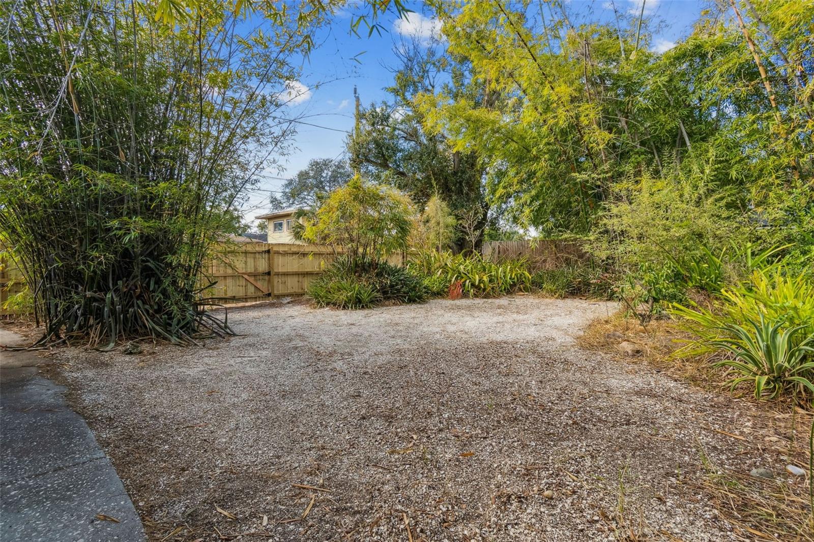 HALLS CENTRAL AVE 3 - Residential