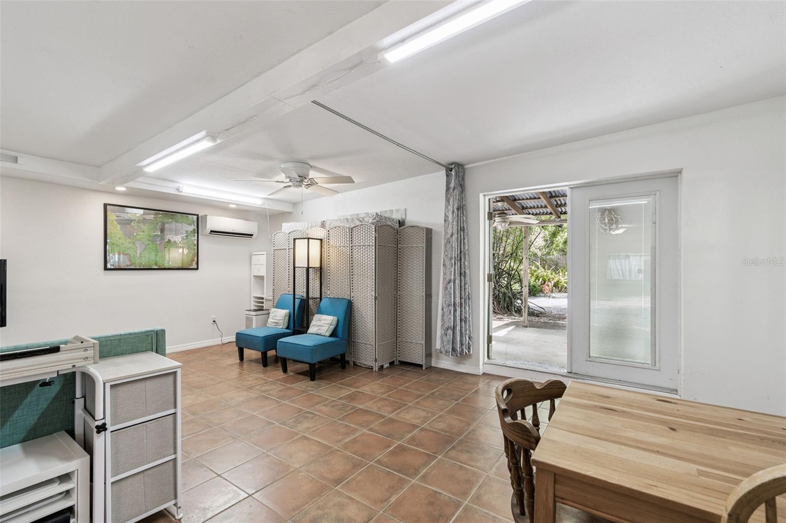 HALLS CENTRAL AVE 3 - Residential