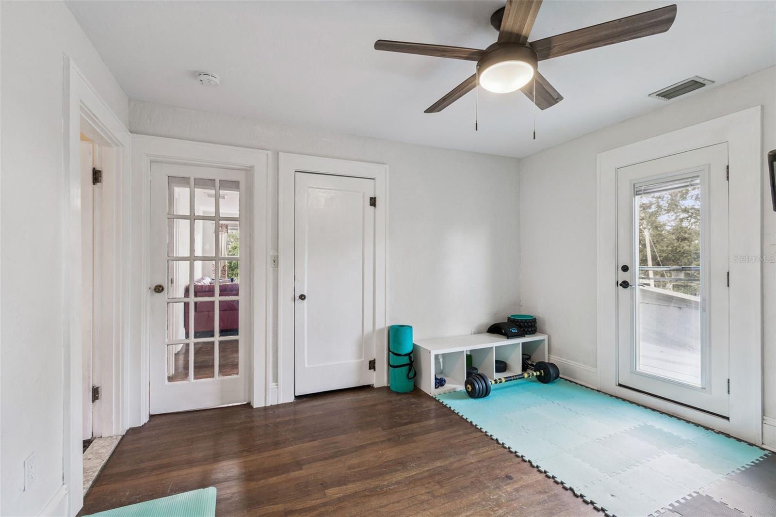 HALLS CENTRAL AVE 3 - Residential